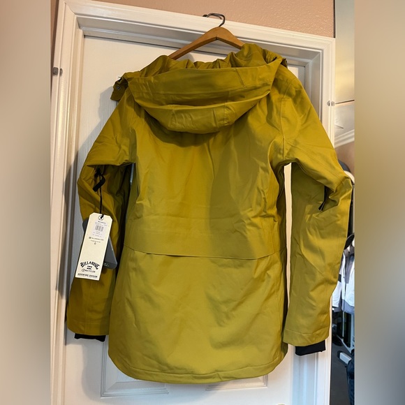 Billabong Jackets & Coats Mustard Yellow Billabong Ski Jacket Adiv